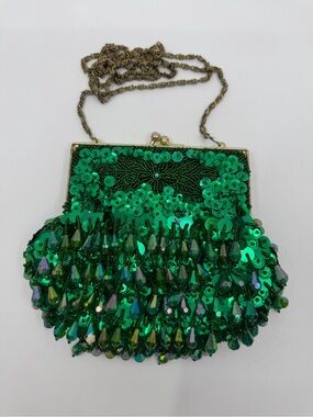 Emerald Green Beaded Evening Bag with Chain Strap